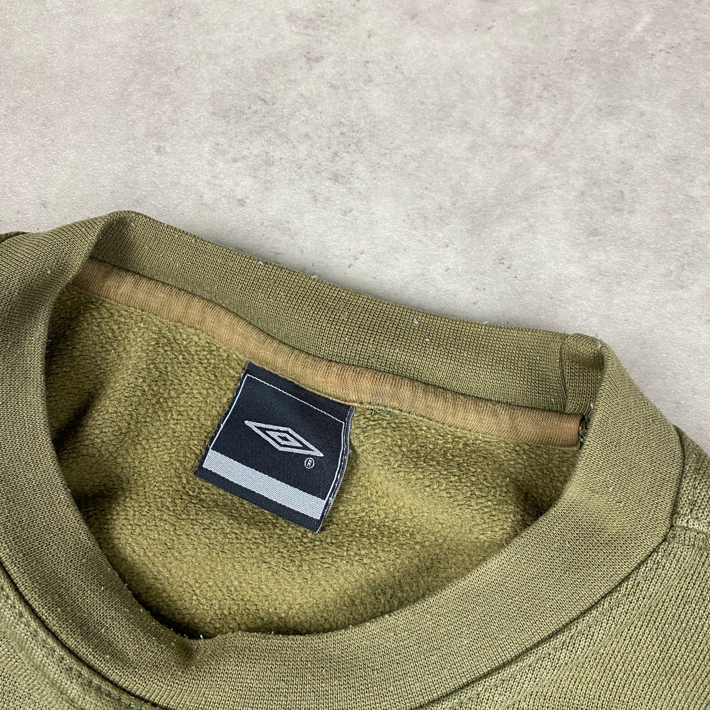 Umbro sweater (L)