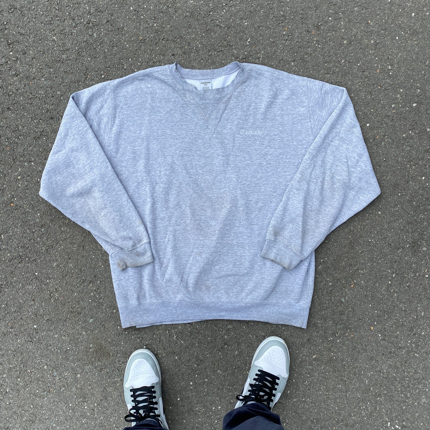 Carhartt embroidered sweater (XL)