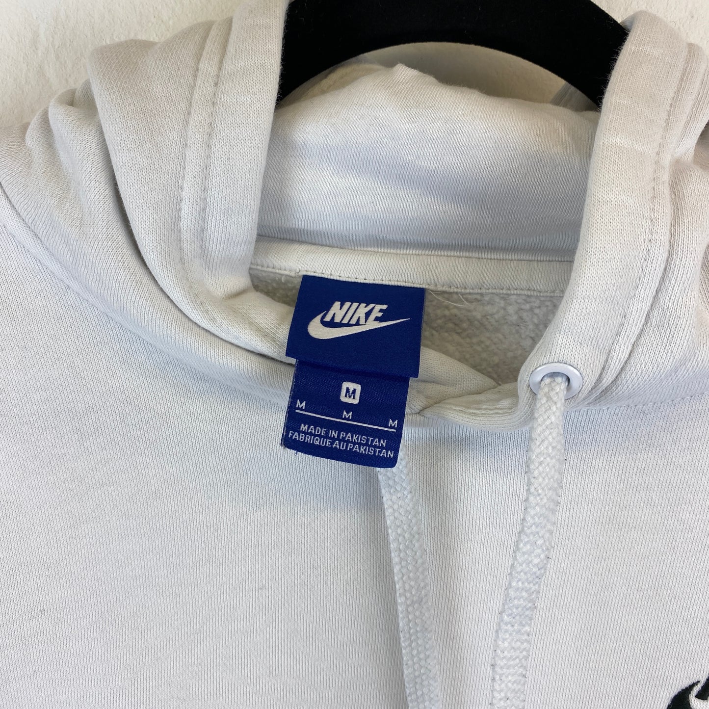 Nike embroidered hoodie (S-M)