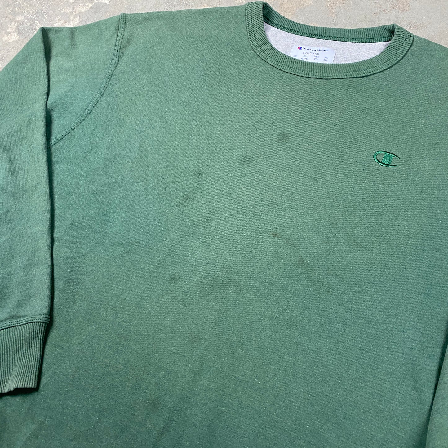 Champion washed out green sweater (XL)