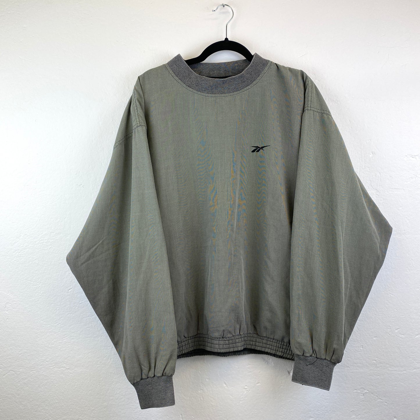 Reebok heavyweight embroidered windbreaker (L-XL)