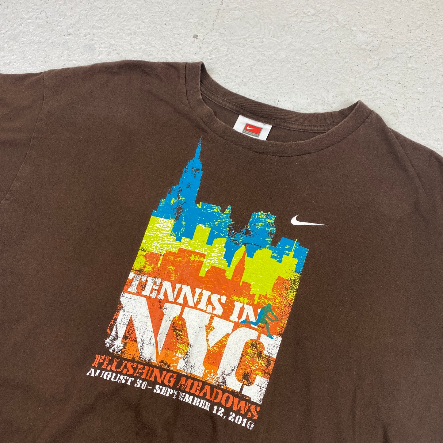 Nike NYC 2010 RARE tee (L)