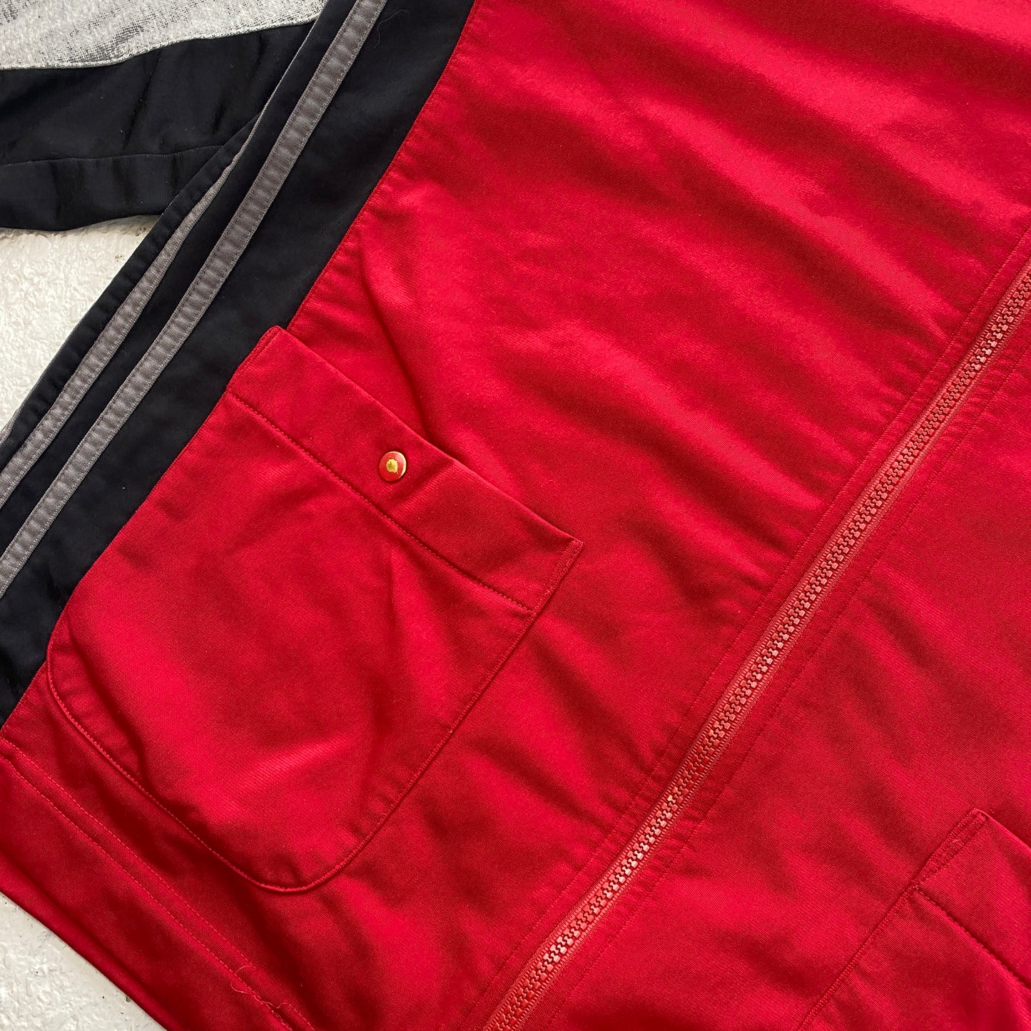 Adidas RARE zip jacket (M-L)