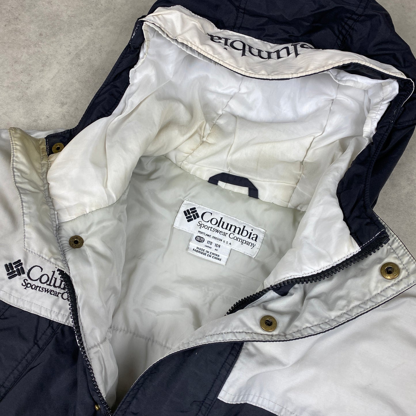 Columbia Jacket (L)