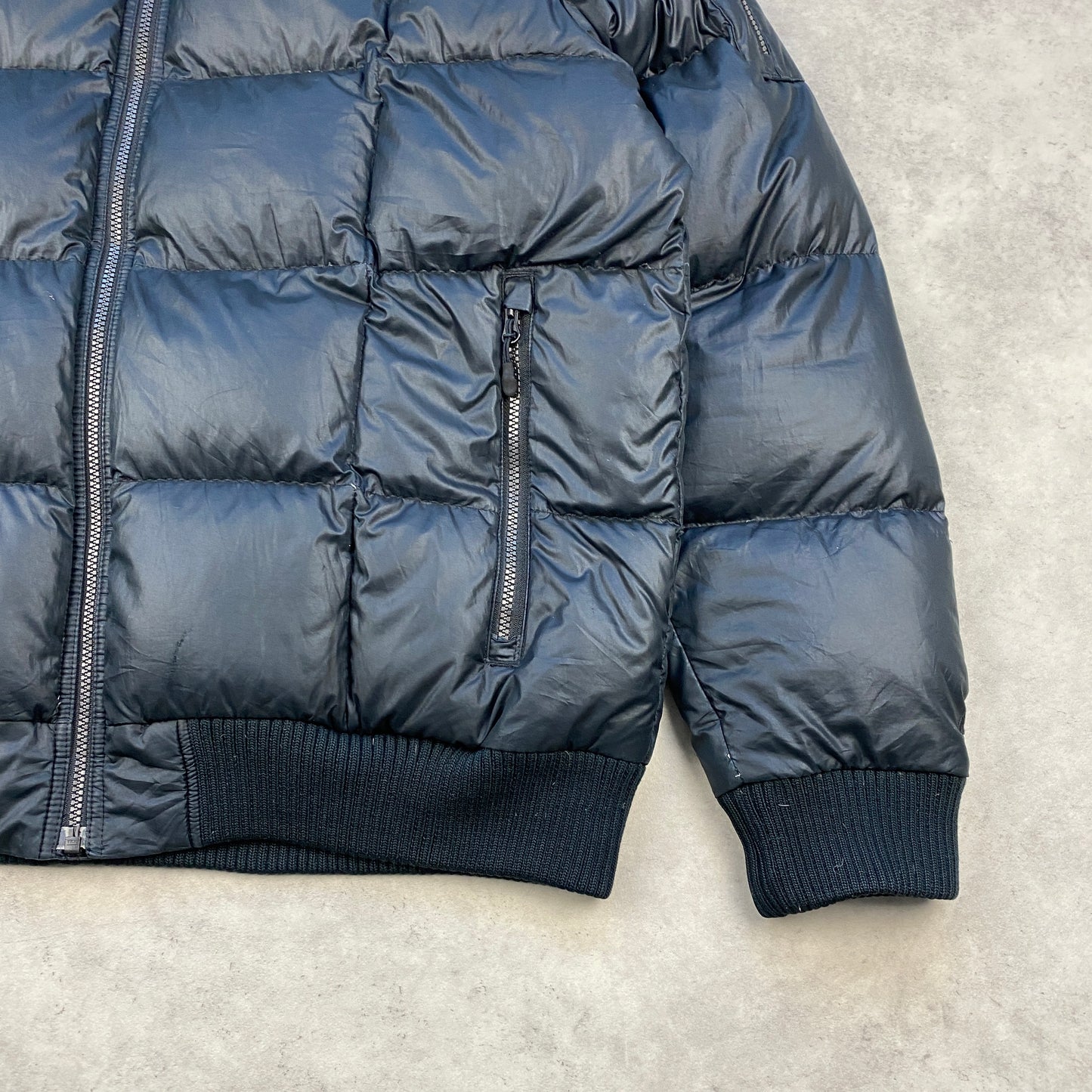 Nike puffer jacket (L-XL)