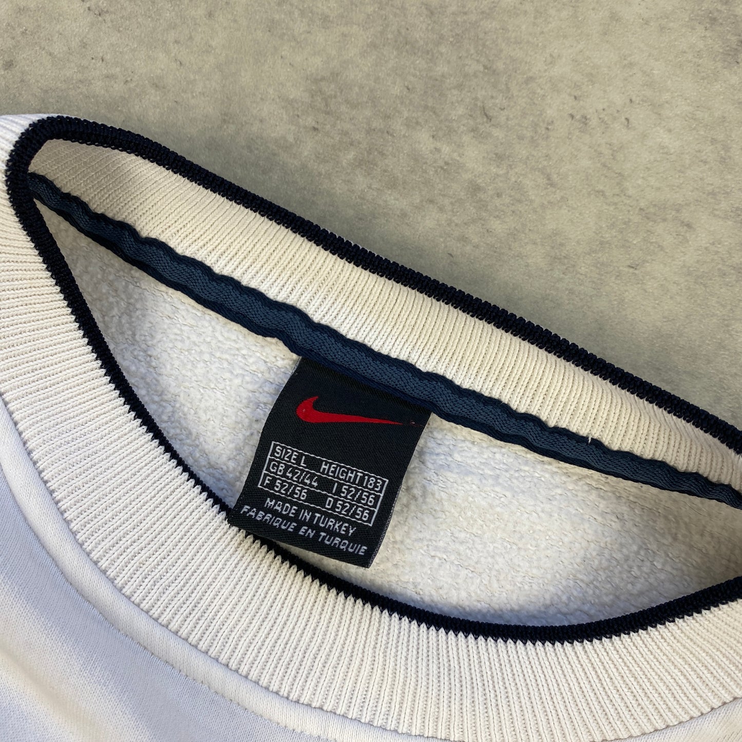 Nike RARE Athletic heavyweight sweater (M-L)