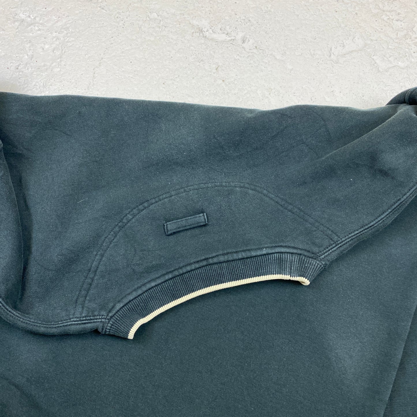 Columbia RARE heavyweight embroidered sweater (XL)
