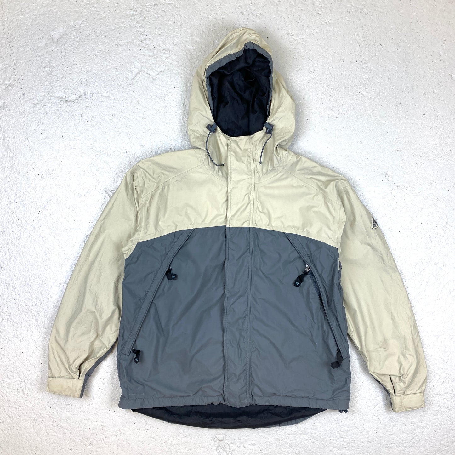 Nike ACG RARE jacket (M-L)