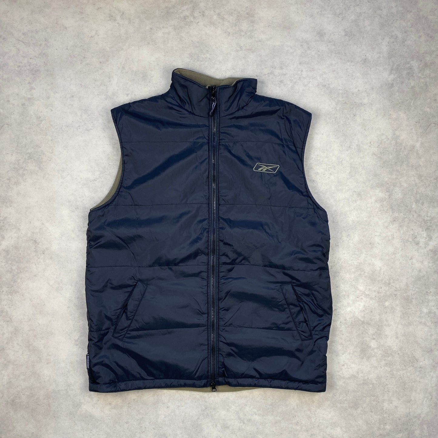 Reebok puffer vest (L)