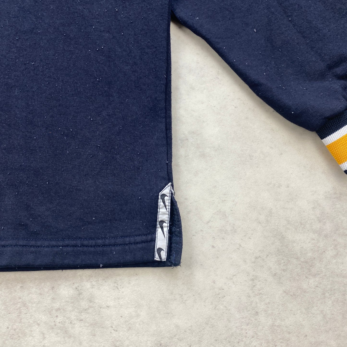 Nike RARE heavyweight sweater (S-M)