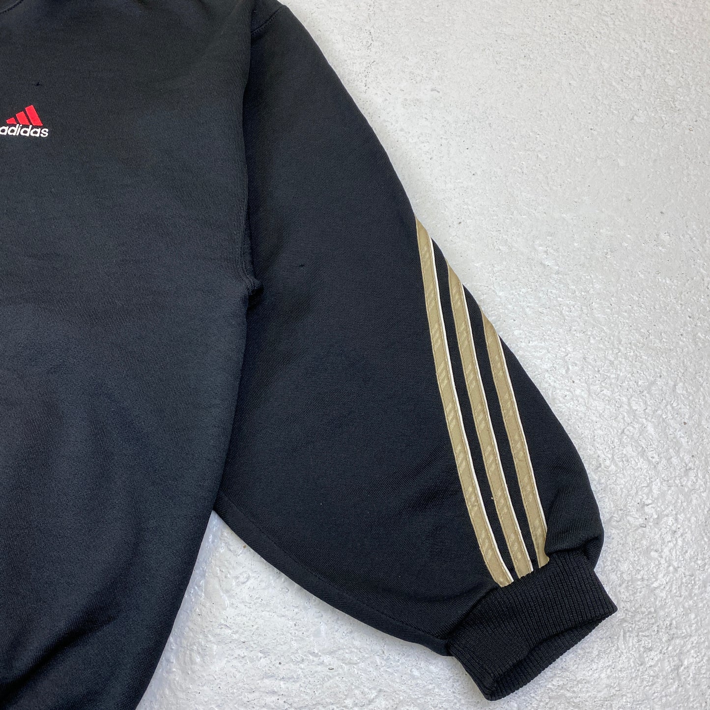 Adidas RARE embroidered hoodie (XL)