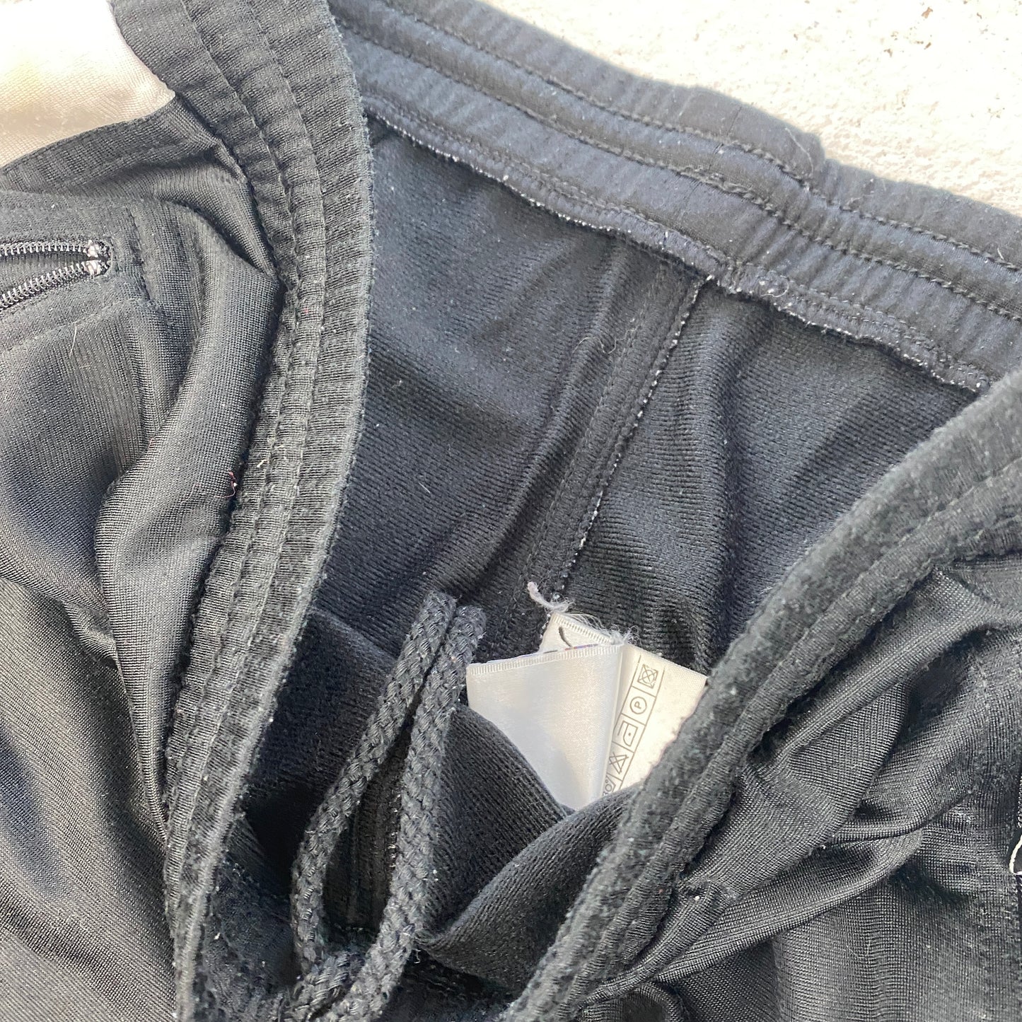 Puma RARE track pants (S)