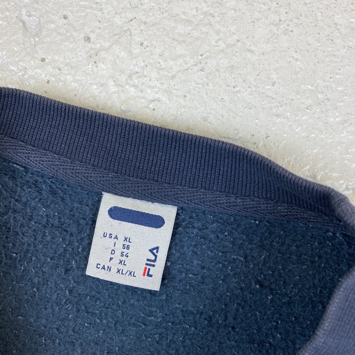 Fila heavyweight sweater (L)