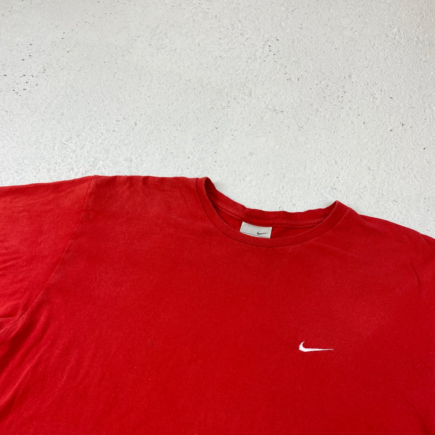 Nike heavyweight tee (L)