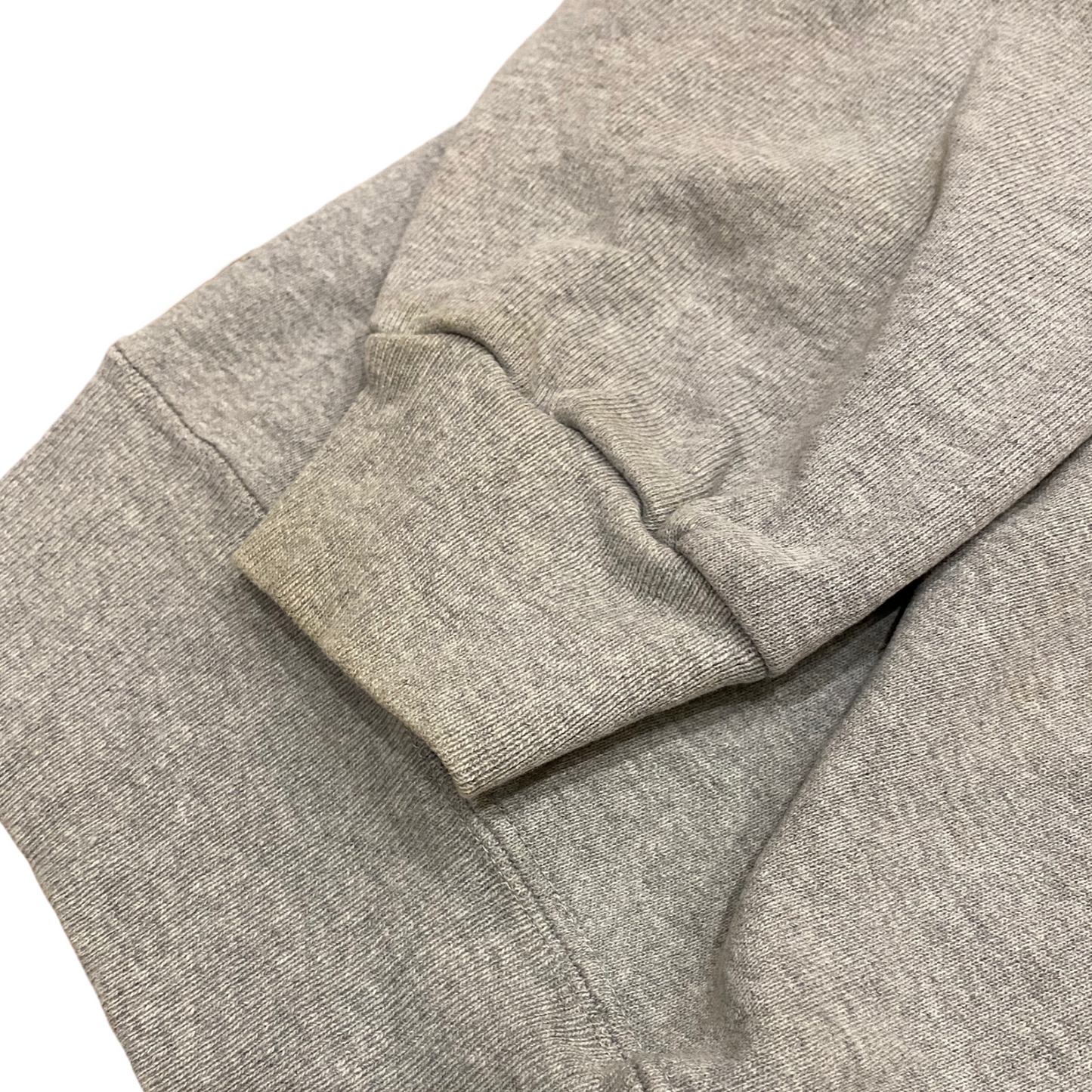 Champion embroidered sweater (M)