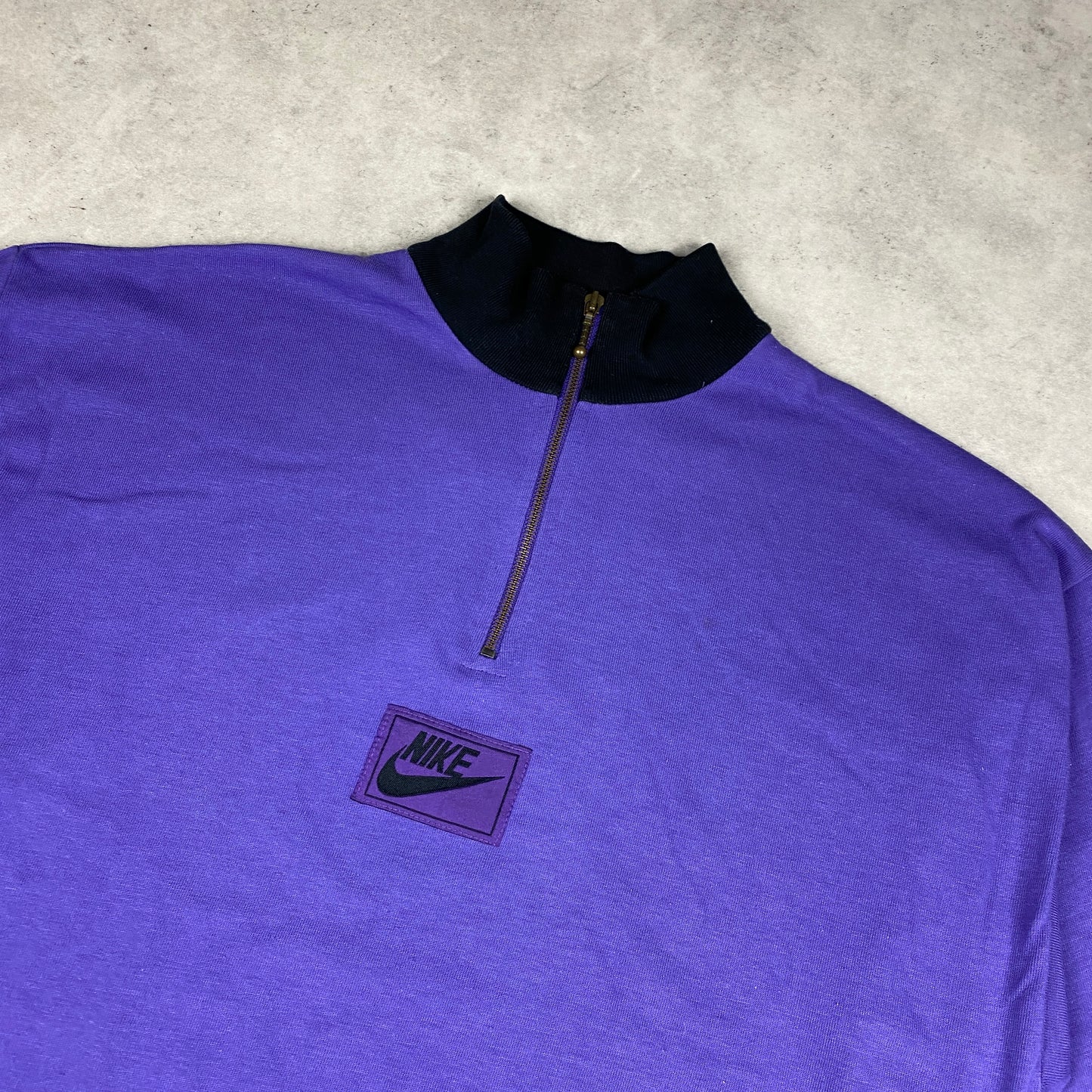 Nike RARE suit (L-XL)