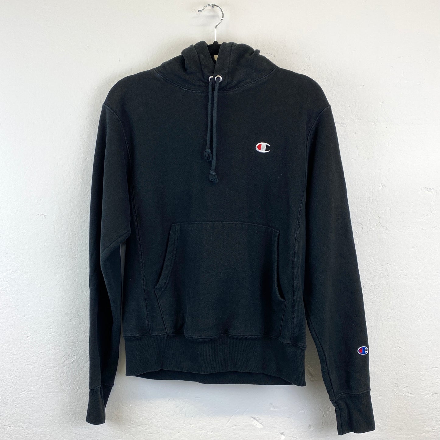 Champion heavyweight embroidered hoodie (XS-S)