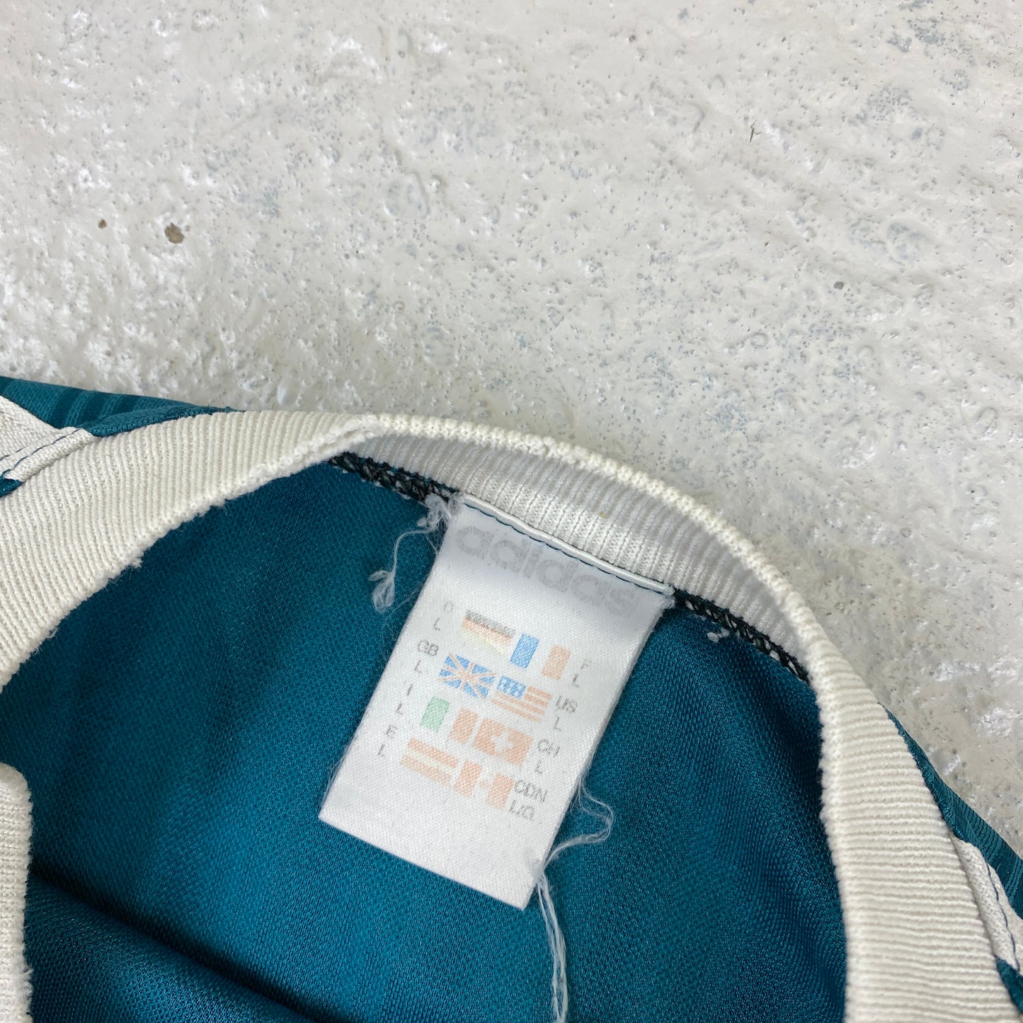 Adidas embroidered jersey shirt (M-L)