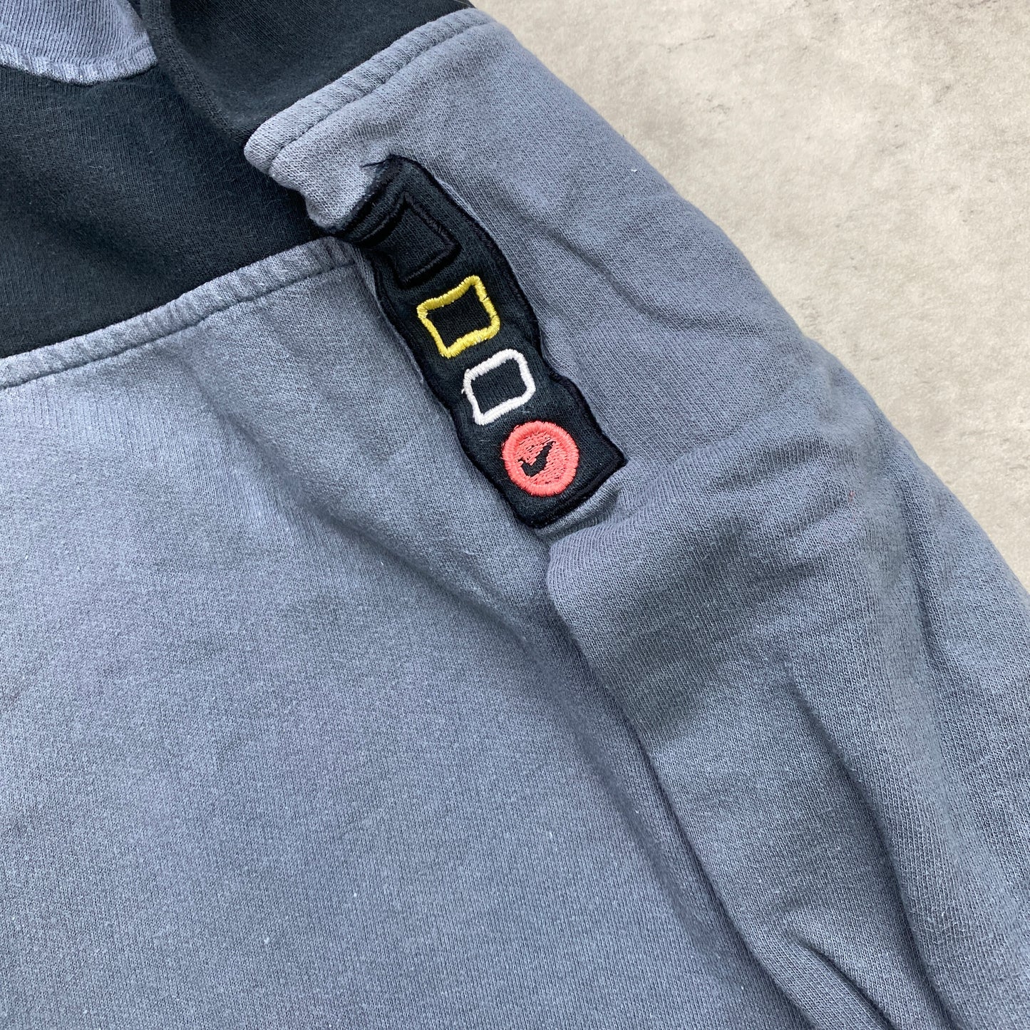 Nike RARE v-neck Bootleg heavyweight sweater (S)