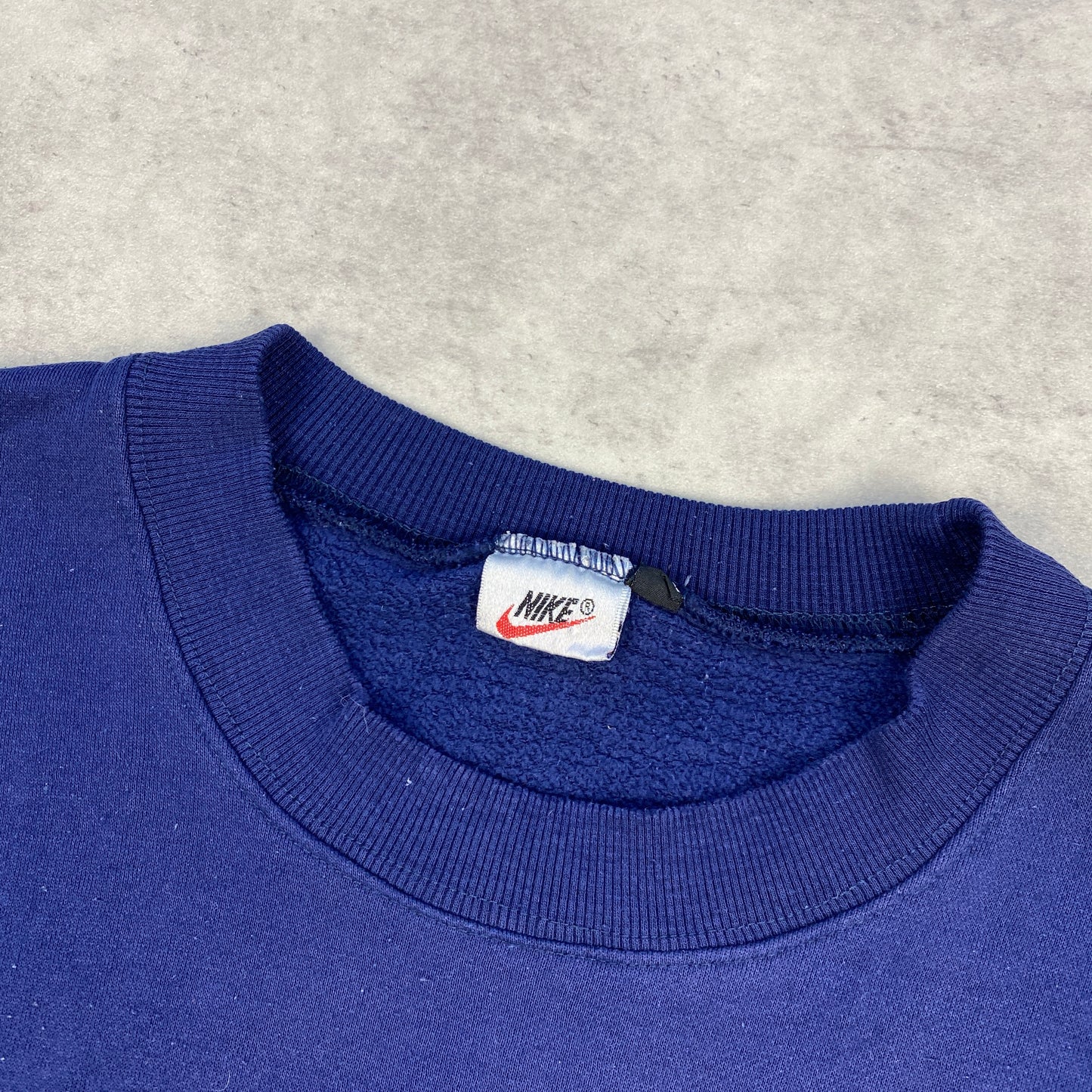 Nike RARE sweater (L-XL)