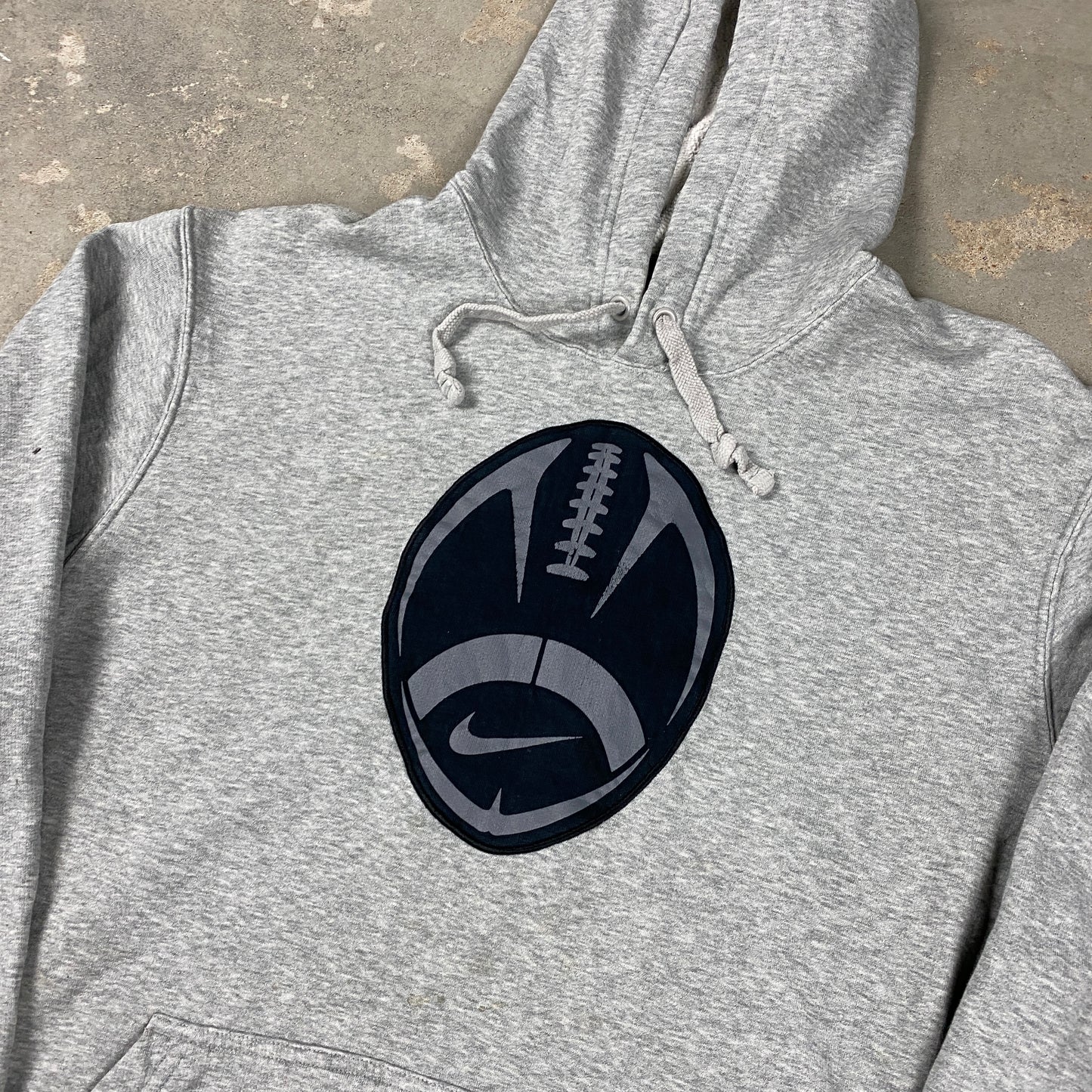 Nike hoodie (L-XL)