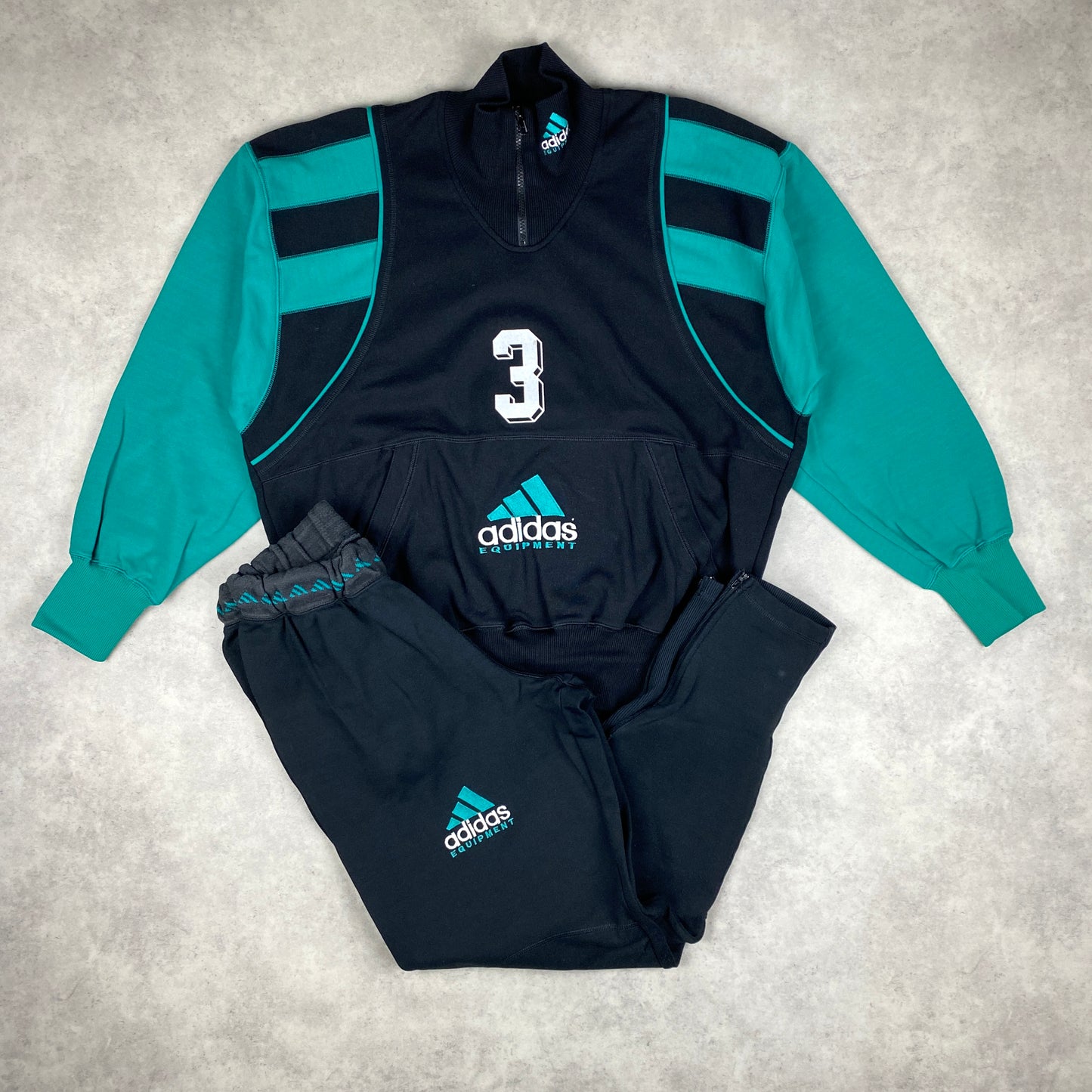 Adidas EQP RARE heavyweight suit (M-L)