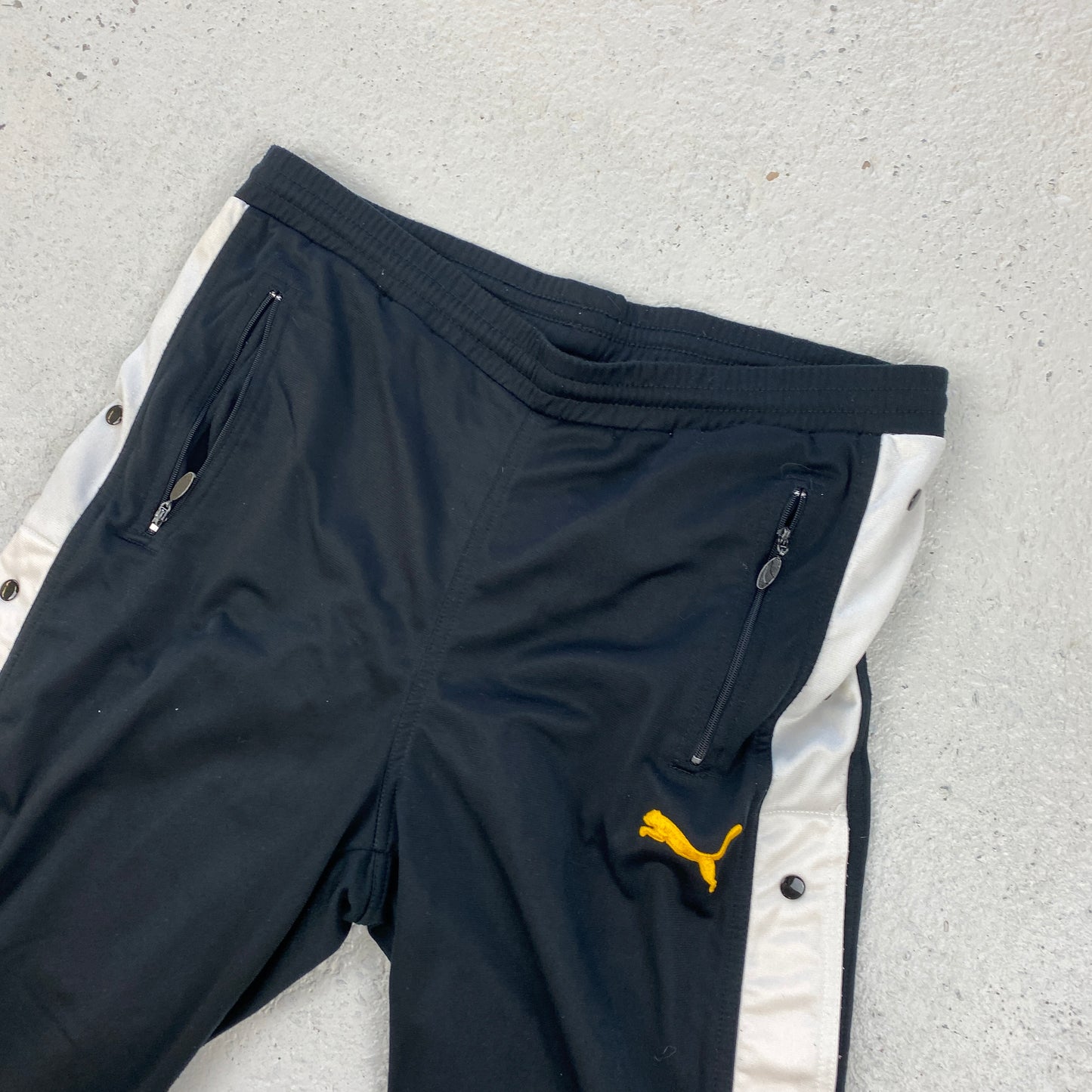 Puma RARE track pants (S)
