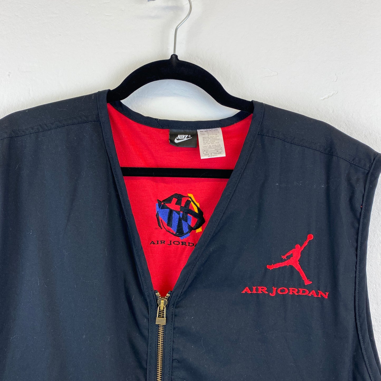 Nike RARE Air Jordan embroidered vest (S-M)