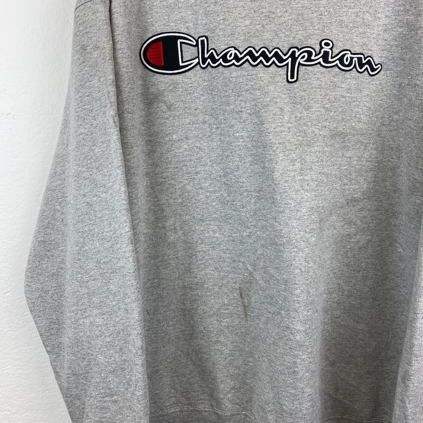 Champion embroidered sweater (XL-XXL)