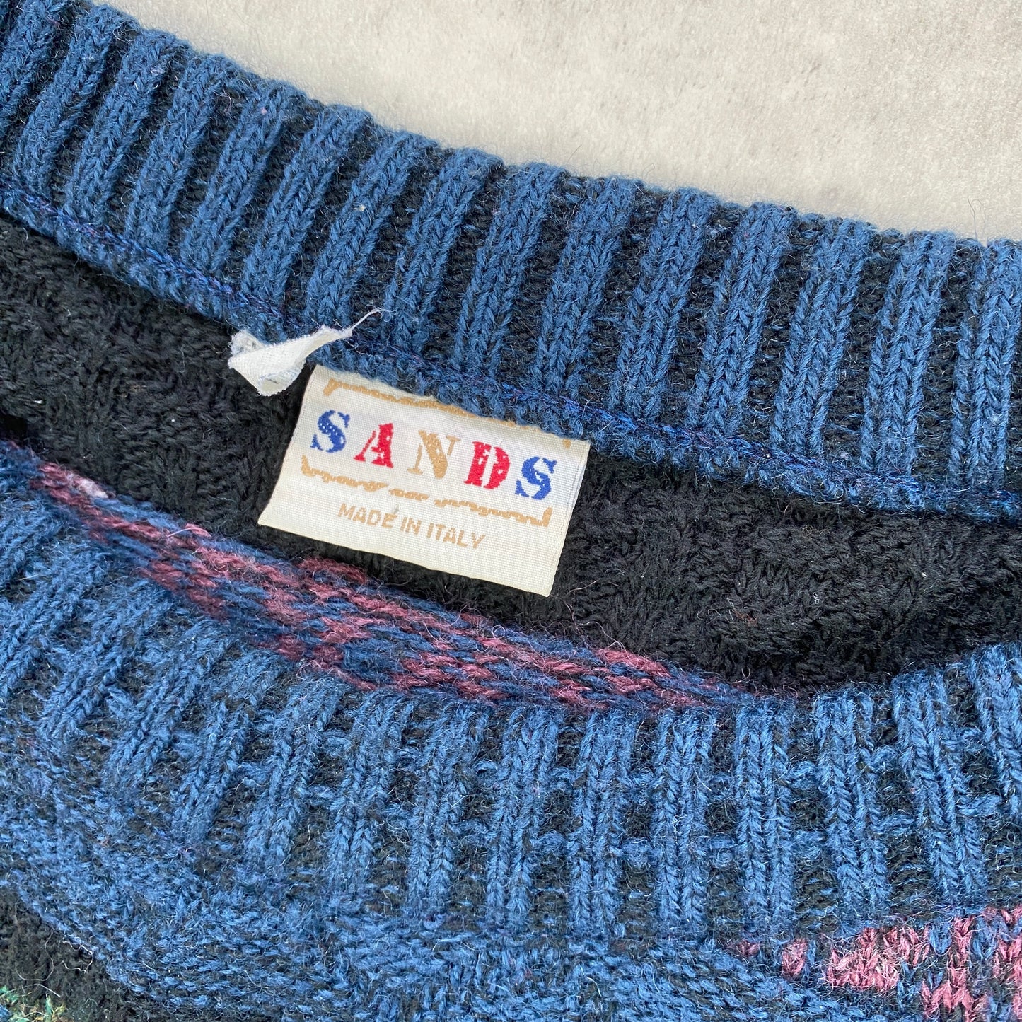 Vintage knit sweater (XL)
