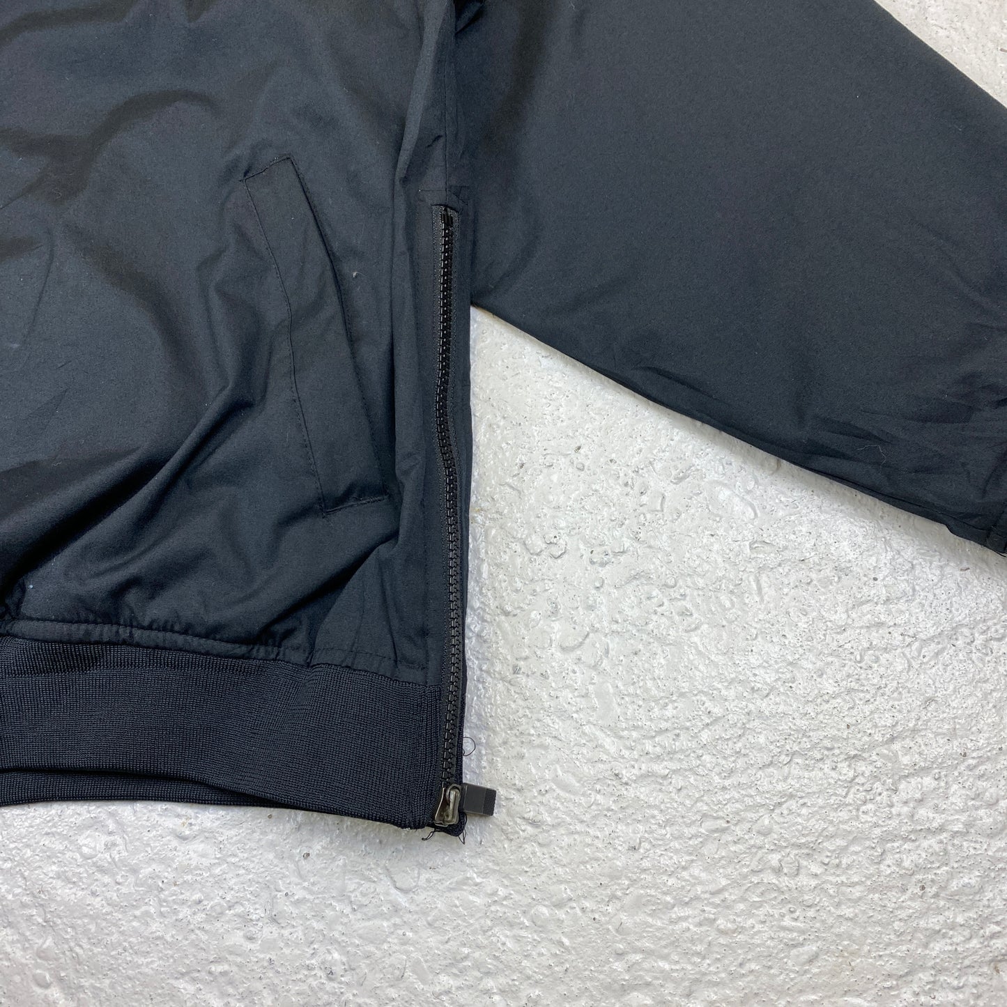 Nike RARE Wisconsin Basketball heavyweight windbreaker (M-L)