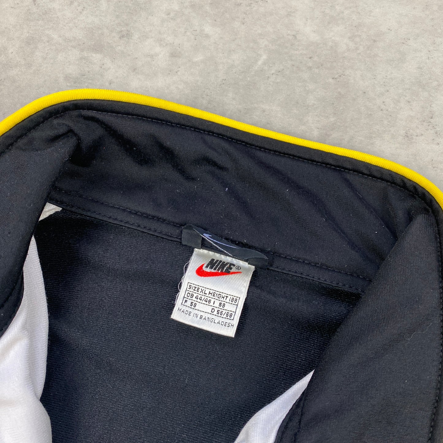 Nike RARE track jacket (XL)