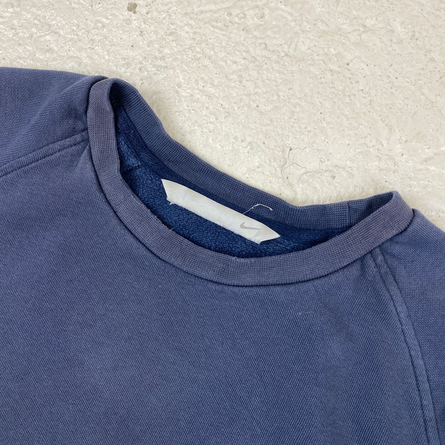 Nike heavyweight washed sweater (S)