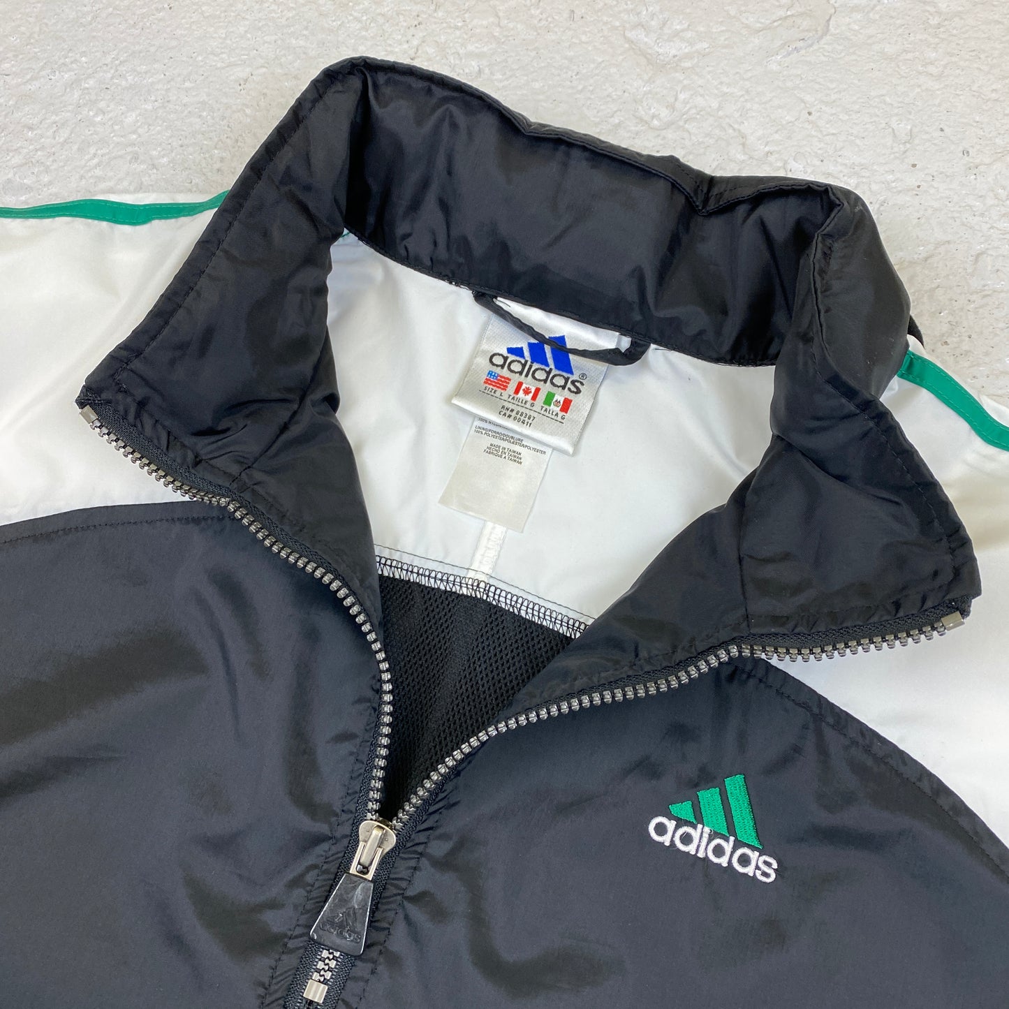 Adidas Equipment RARE 1/4 zip windbreaker (L)