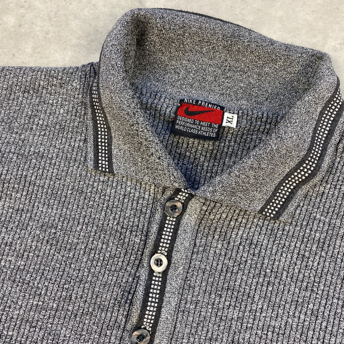 Nike RARE polo long sleeved shirt (L-XL)