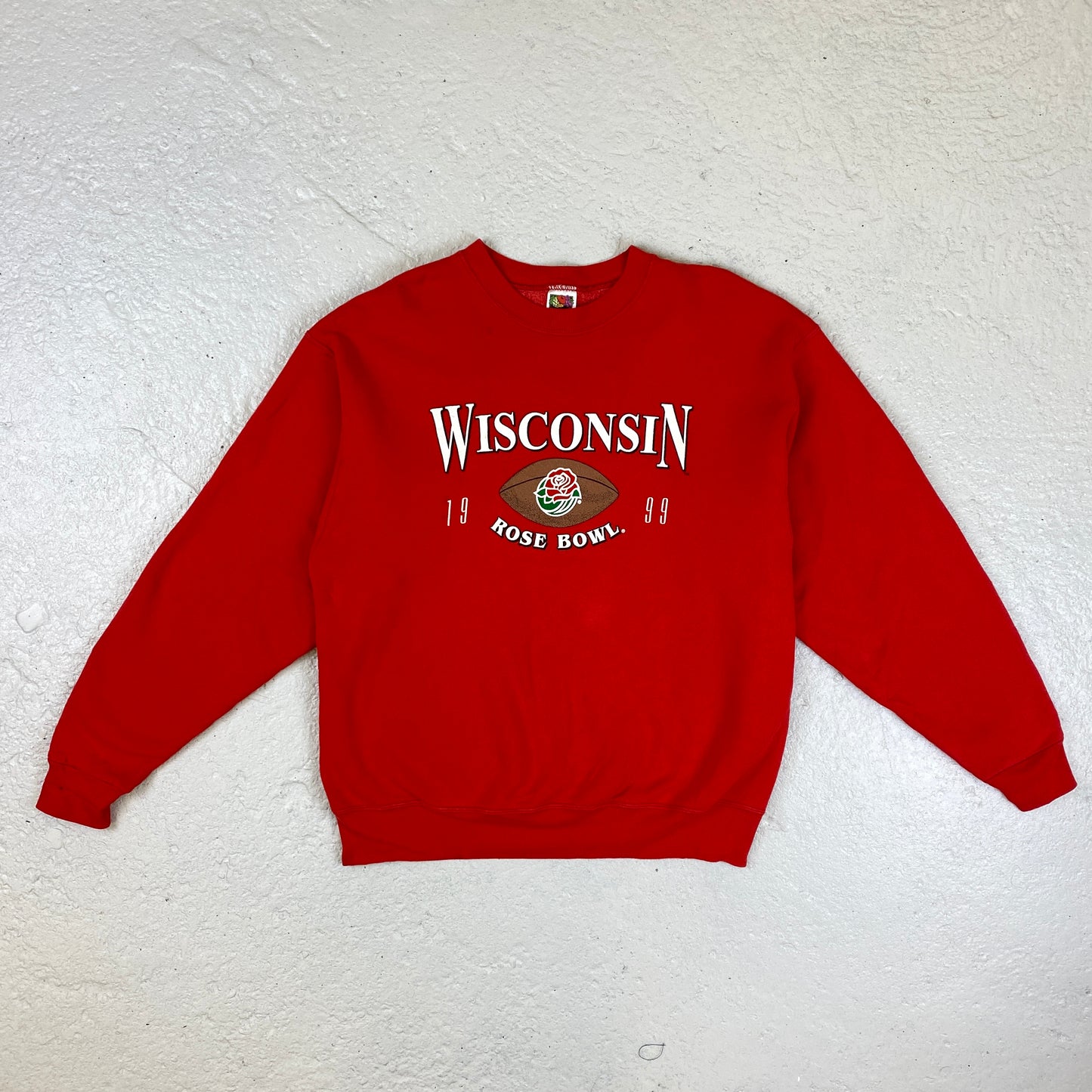 Wisconsin Rose Bowl sweater (L)