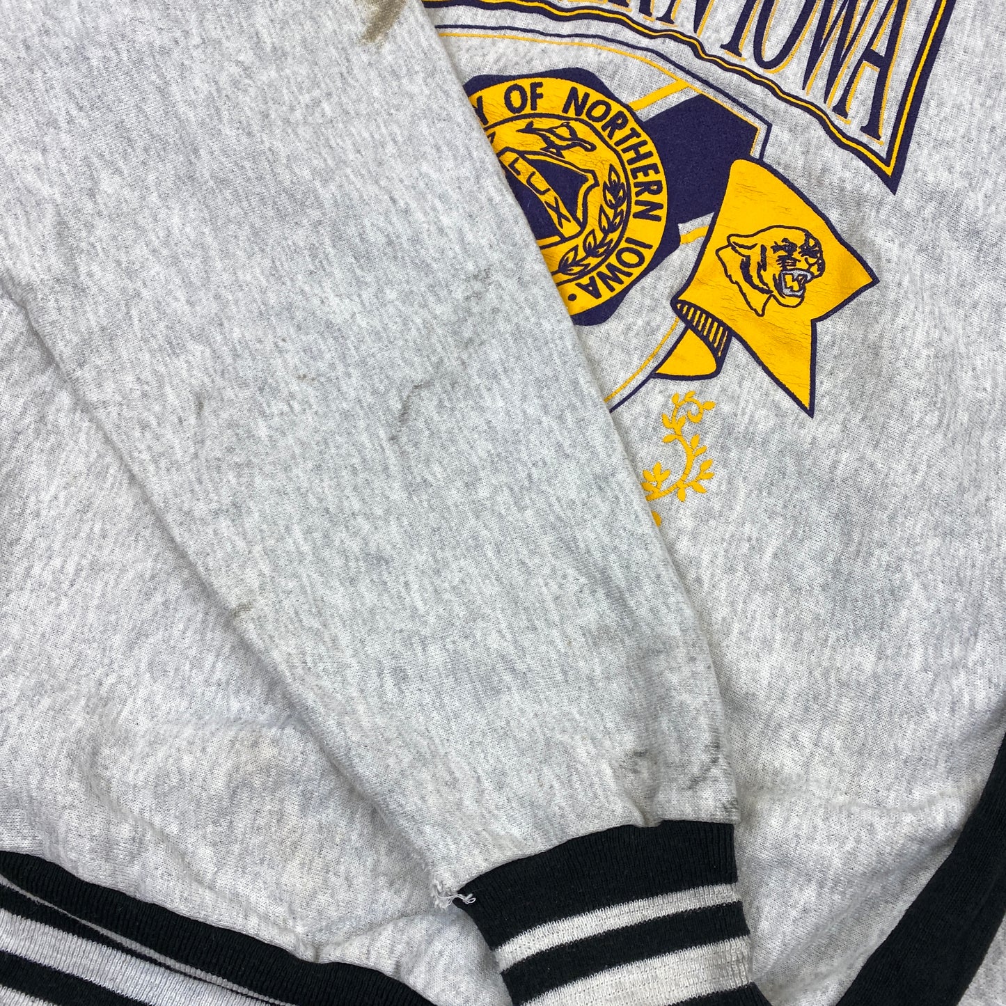 Northern Iowa RARE heavyweight sweater (M-L)