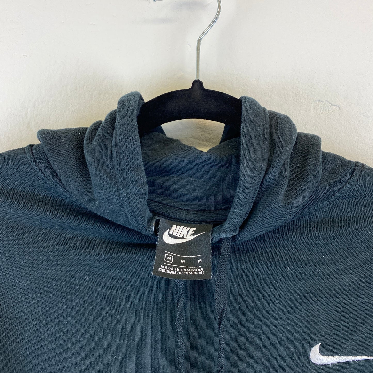 Nike embroidered hoodie (S-M)