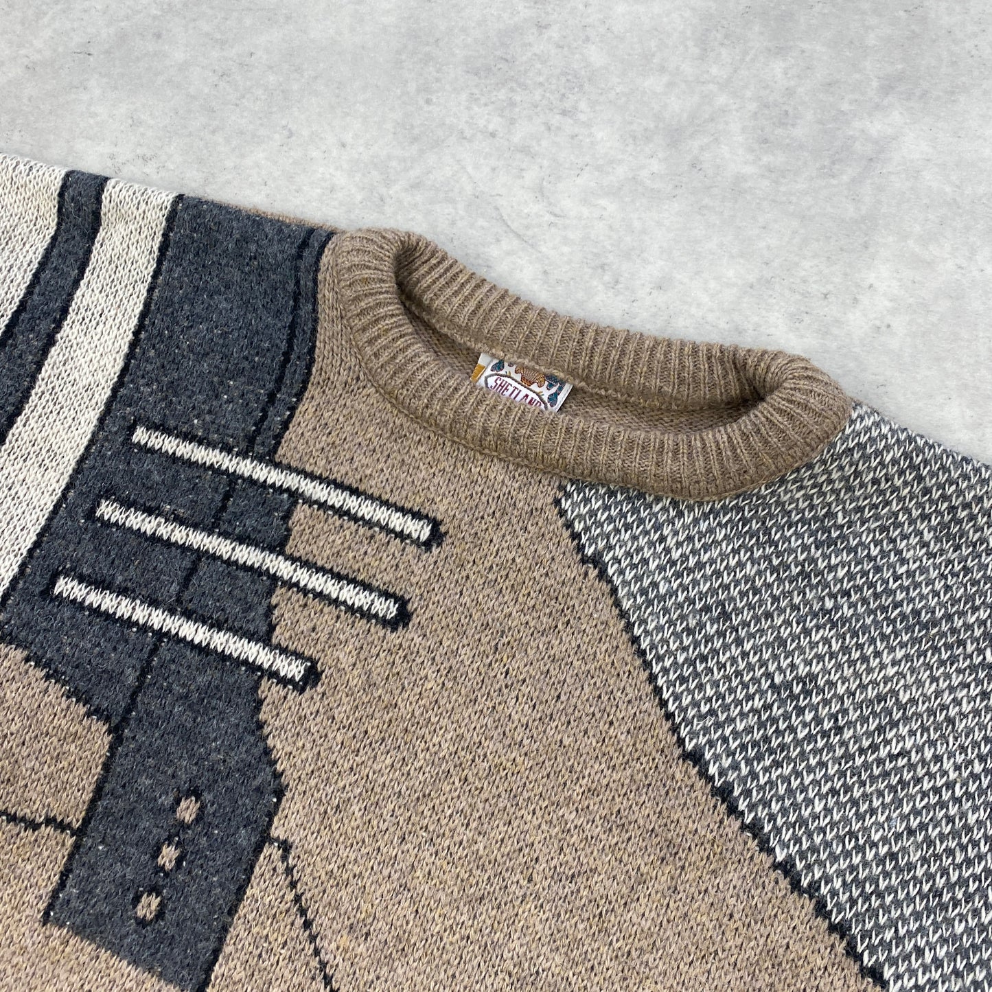 Vintage knit sweater (L)