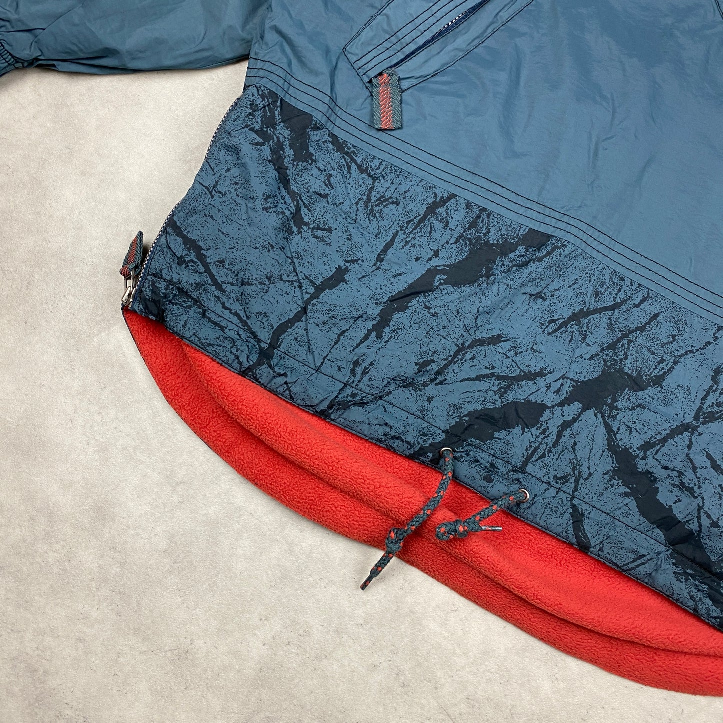 Reebok RARE 1/4 zip windbreaker (M-L)