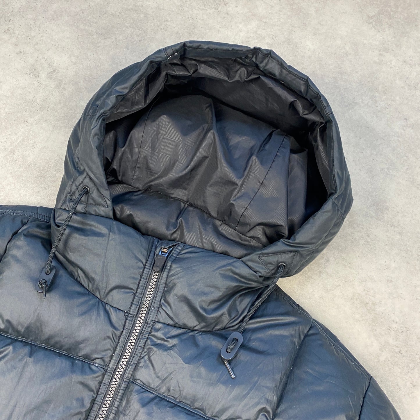 Nike puffer jacket (L-XL)