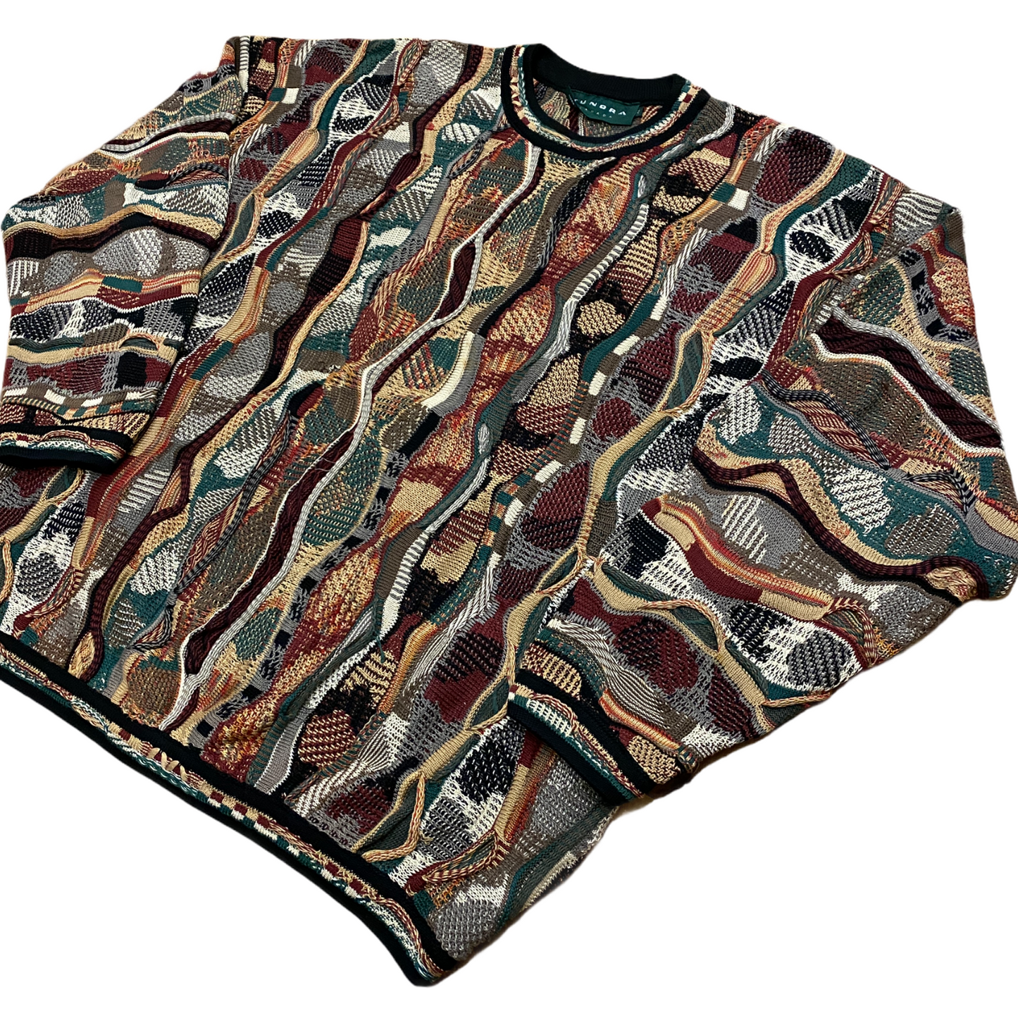 Tundra Canada RARE knit sweater (L-XL)