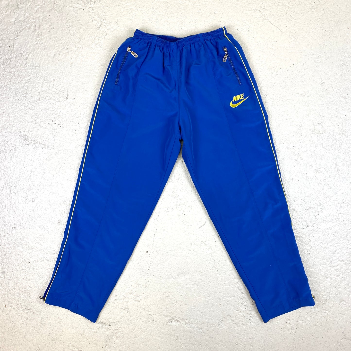 Nike RARE embroidered tracksuit (M-L)