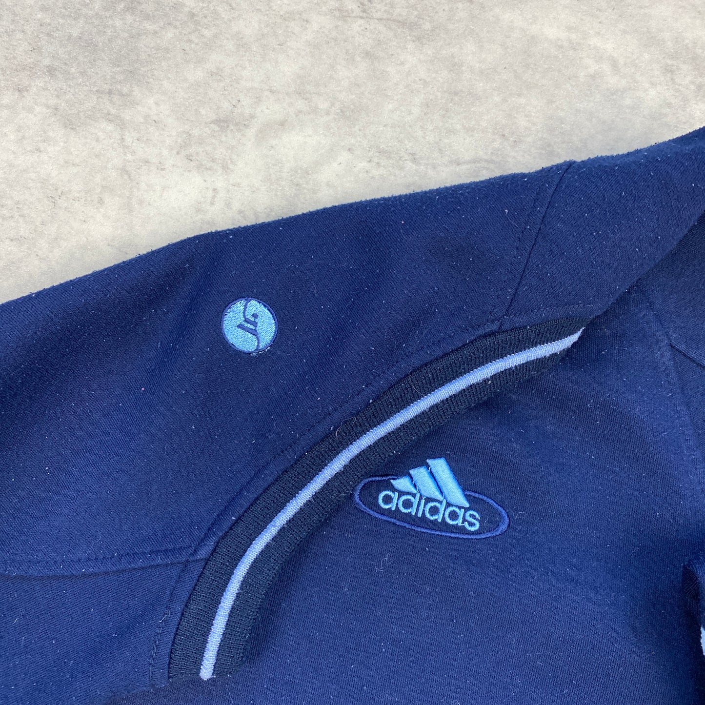 Adidas RARE heavyweight sweater (L)