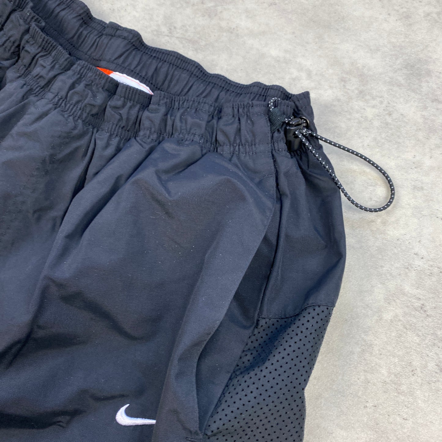 Nike track pants (L)