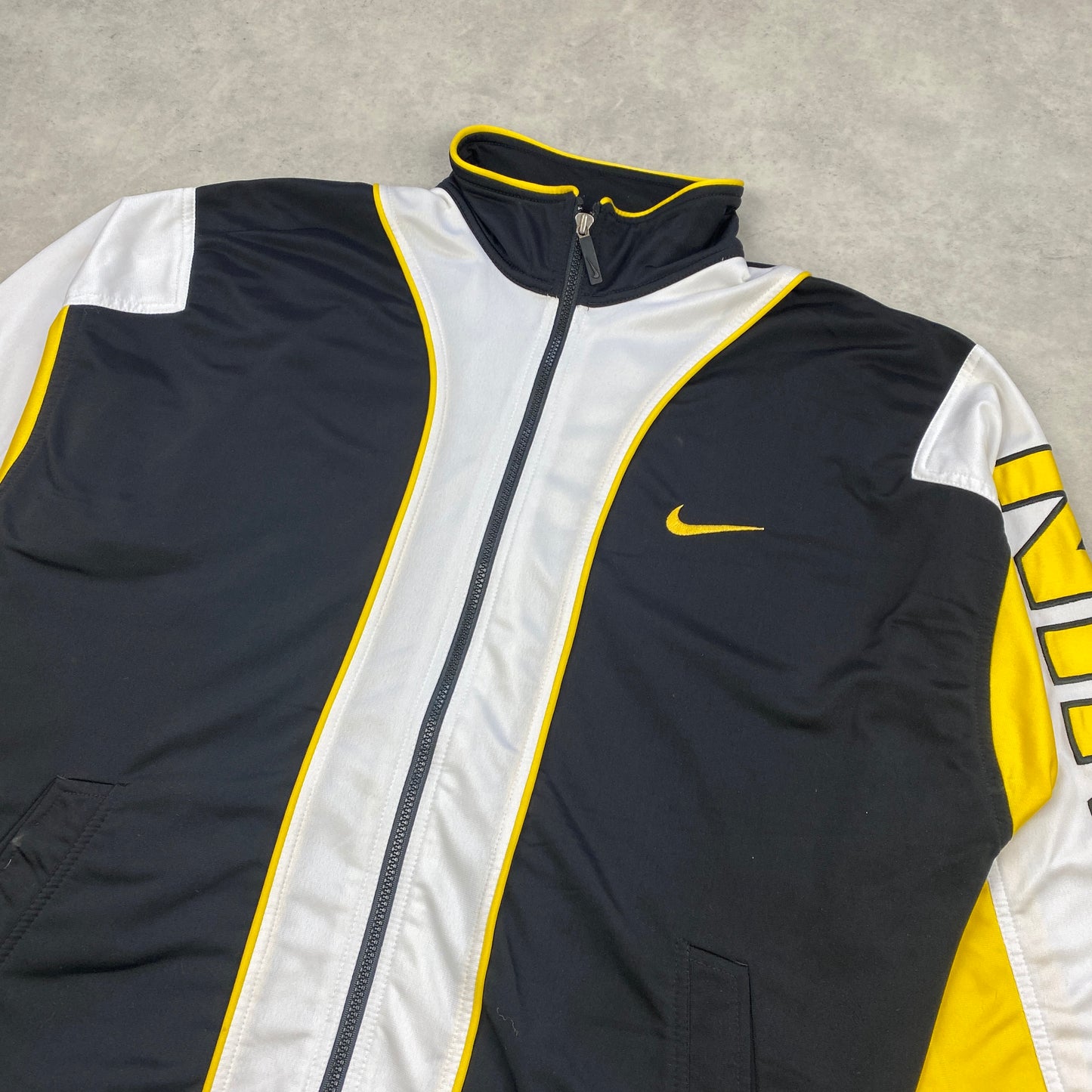 Nike RARE track jacket (XL)