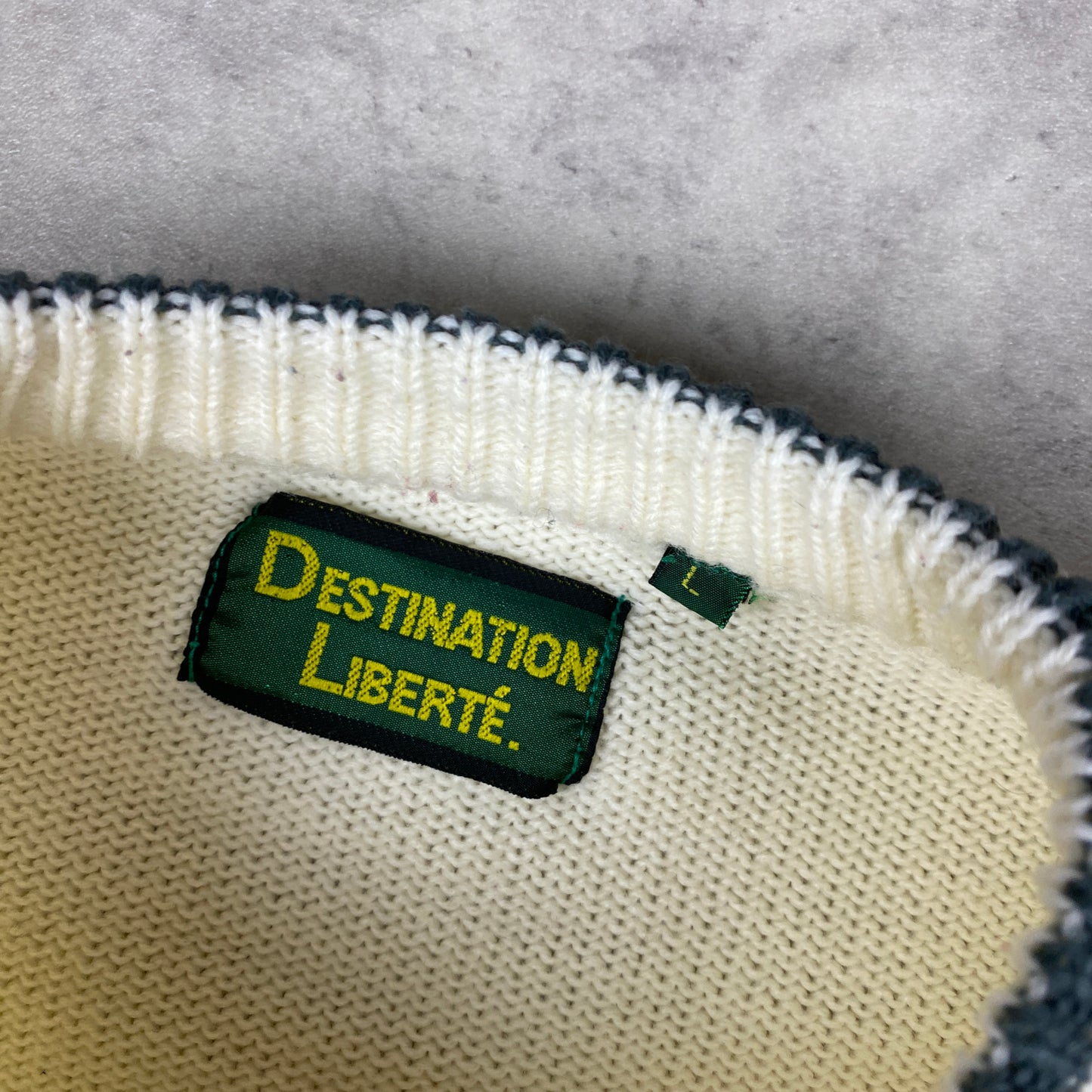 VTG knit sweater (L-XL)