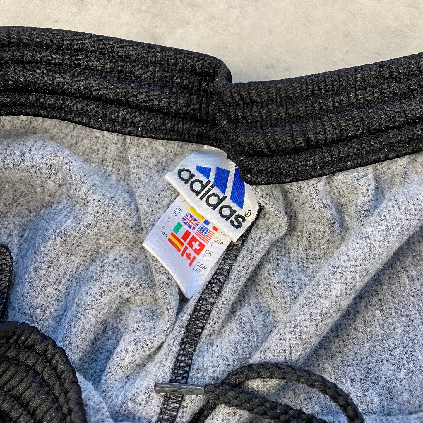Adidas RARE pants (L)