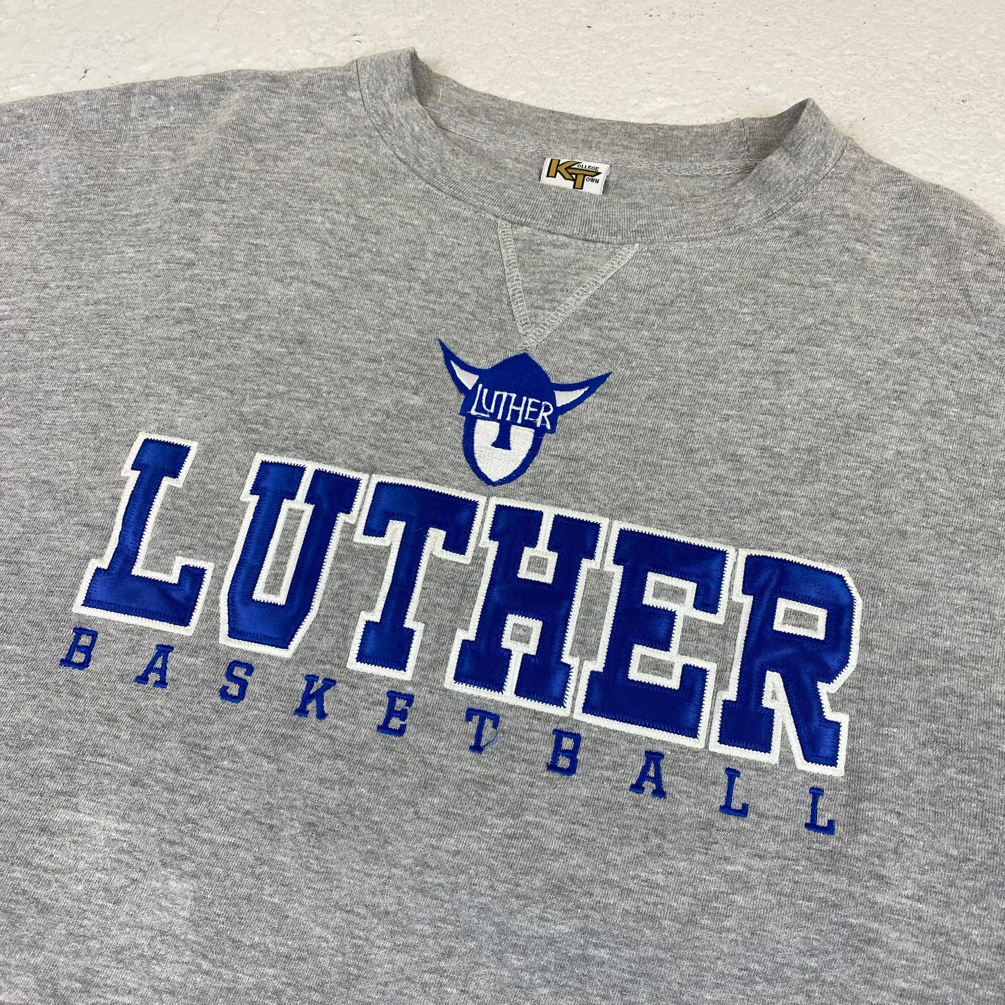 Luther Basketball heavyweight embroidered sweater (XL)