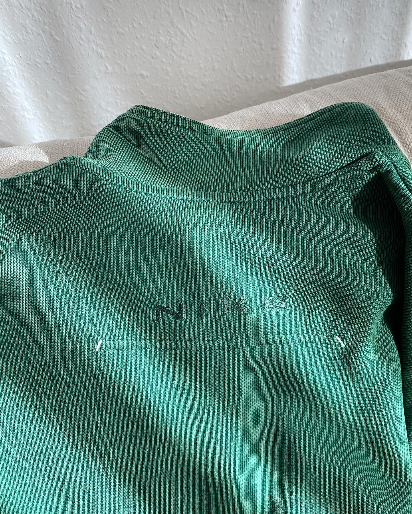 Nike RARE 1/4 zip heavyweight sweater (XL-XXL)